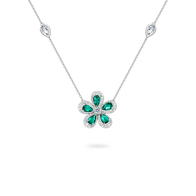 Five-Petal Necklace I