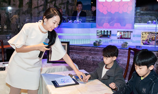 Big City Small Figures and CHARLENE  Tell the Story of Beijing, and Carry Forward Traditional Culture